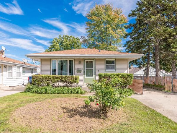 2019 Kentucky STREET, Racine, WI 53405