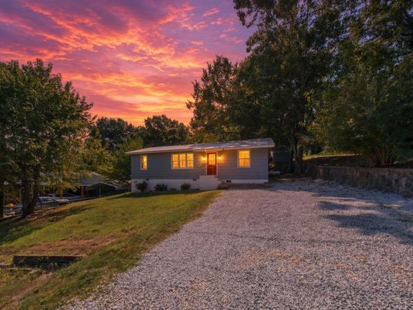 880 Tate Avenue , Mammoth Spring, AR 72554