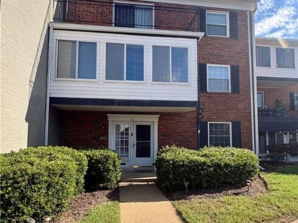 12 Snughaven Road, Henrico, VA 23228