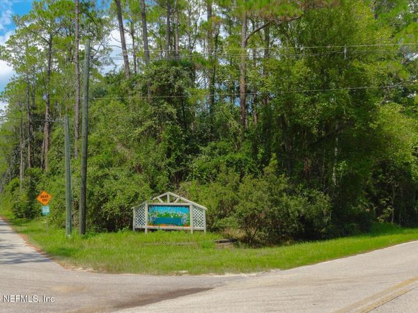 106 E WARREN Avenue, East Palatka, FL 32131