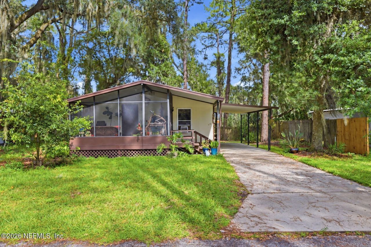 106 E Warren Avenue, East Palatka, FL 32131 Photo