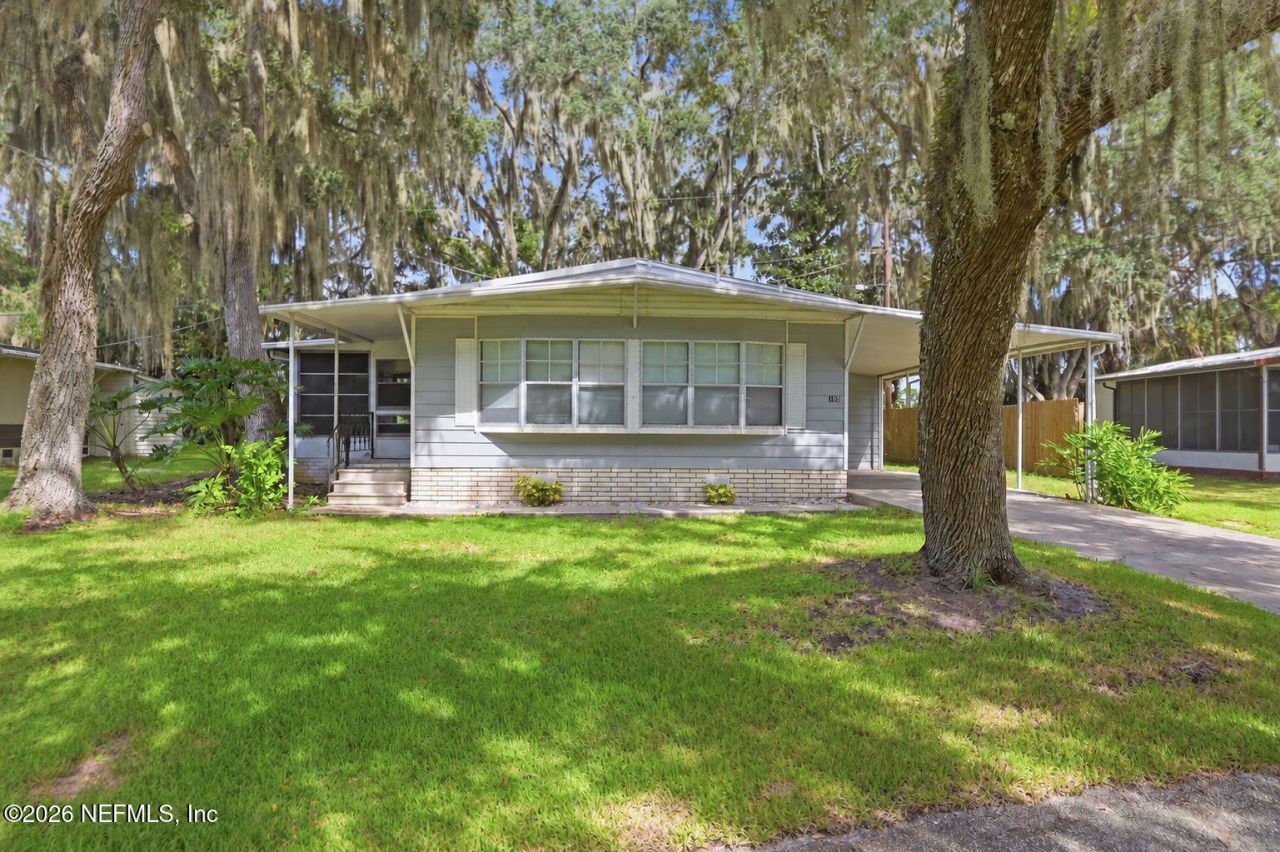 106 E Warren Avenue, East Palatka, FL 32131 Photo
