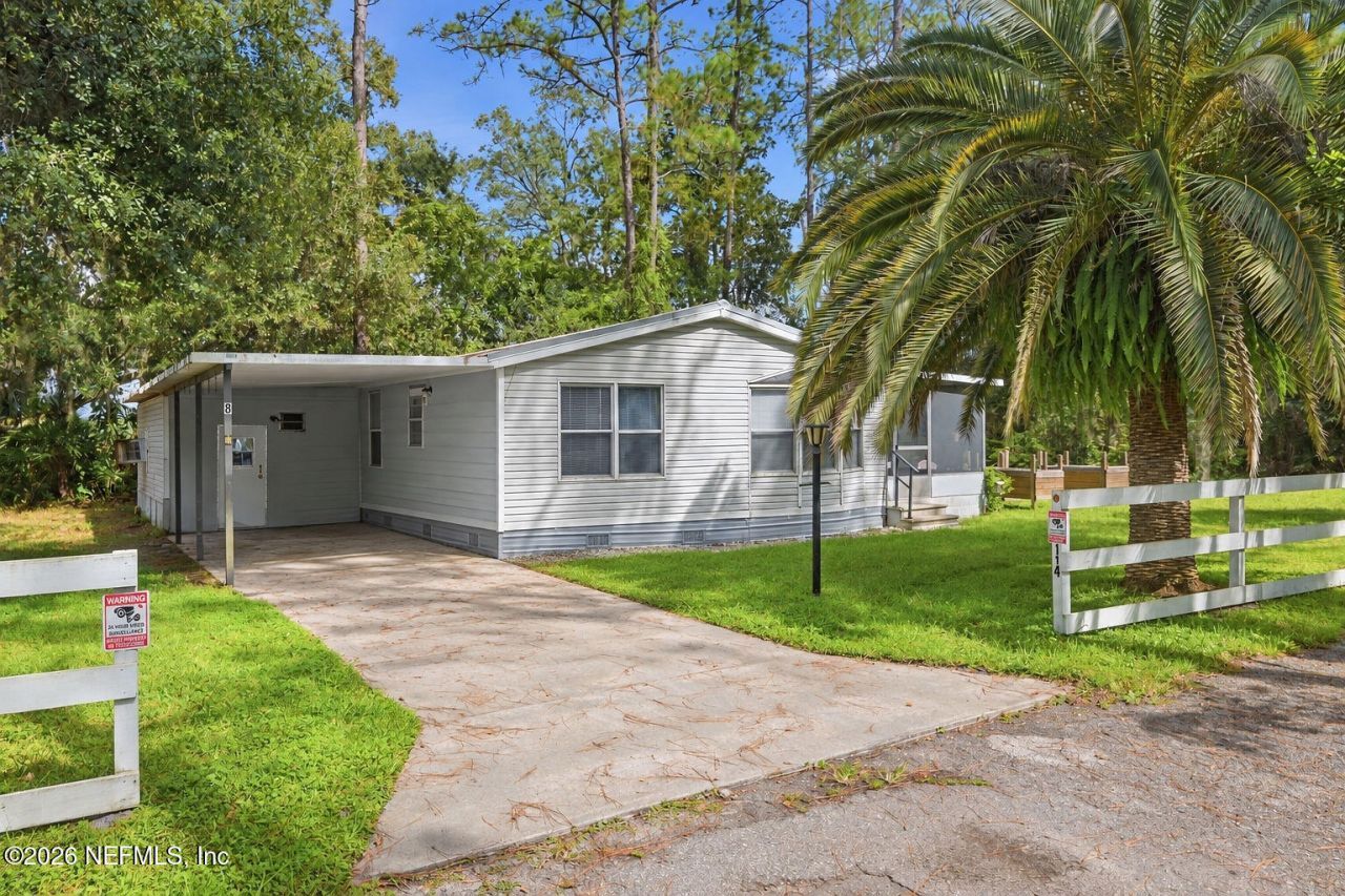 106 E Warren Avenue, East Palatka, FL 32131 Photo