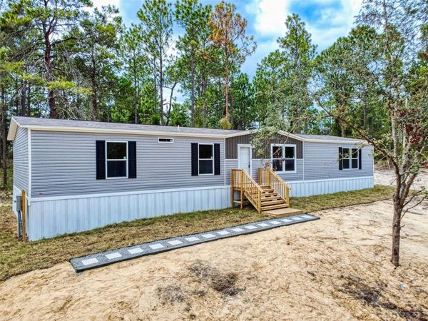 730 NE 131 AVENUE , WILLISTON, FL 32696