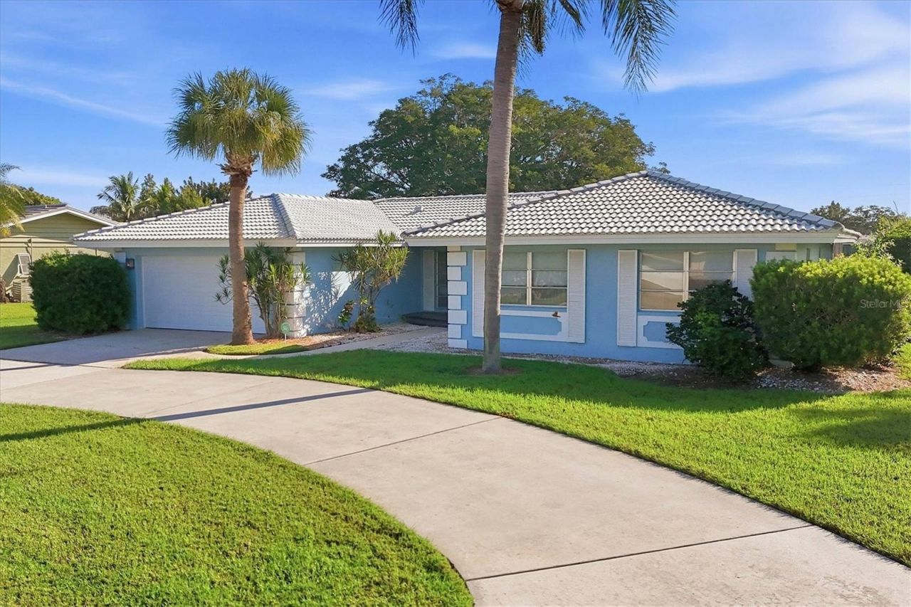 2243 Brookhaven Drive, Sarasota, FL 34239 Photo