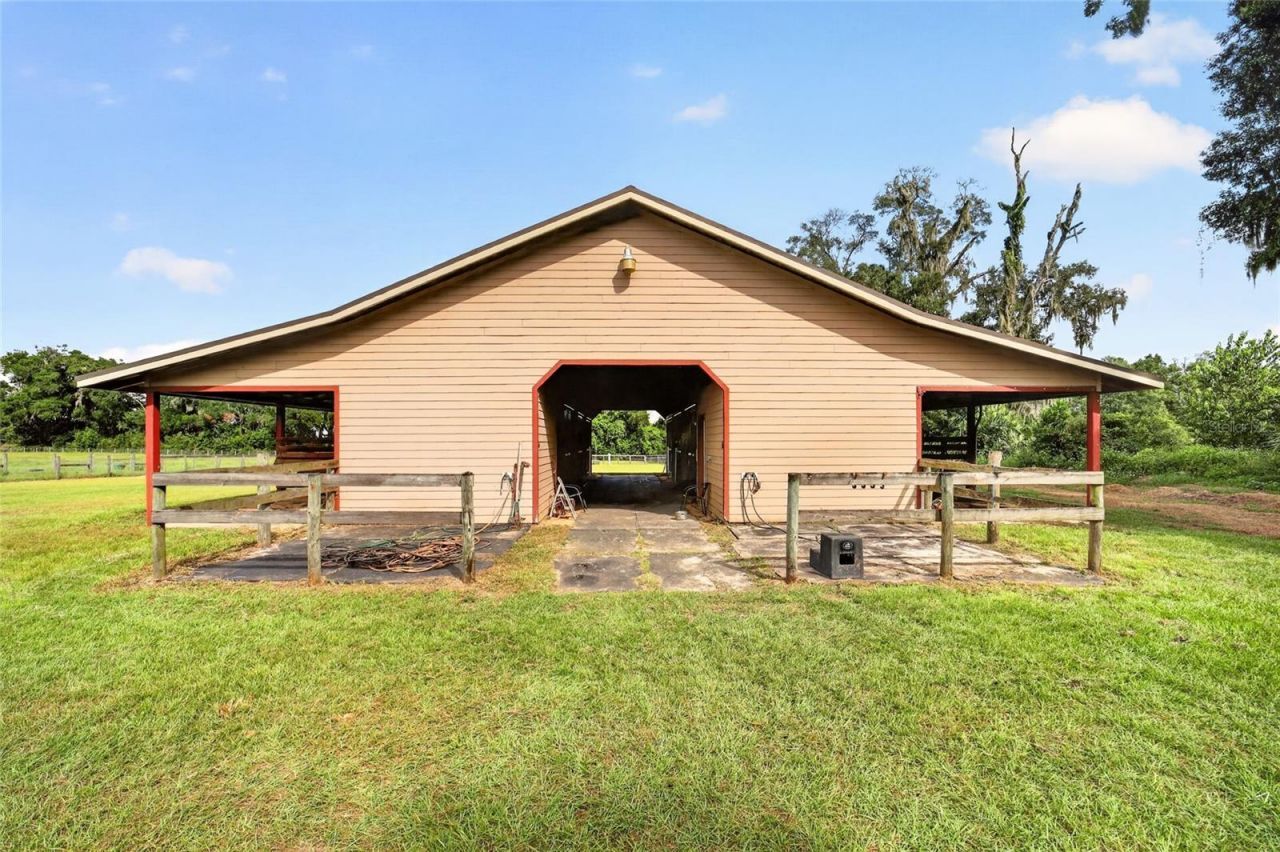 20540 SW 5th Place, Dunnellon, FL 34431 Photo