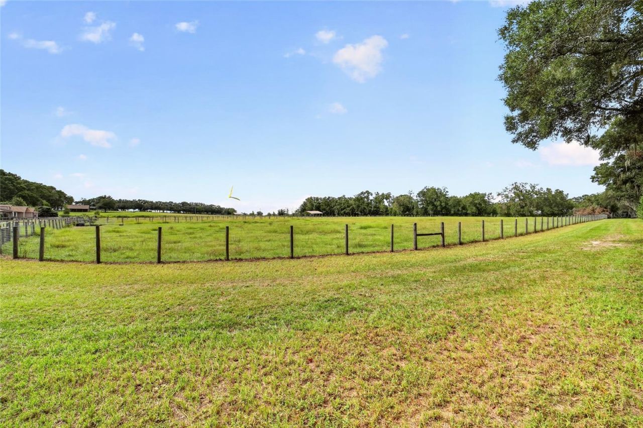 20540 SW 5th Place, Dunnellon, FL 34431 Photo