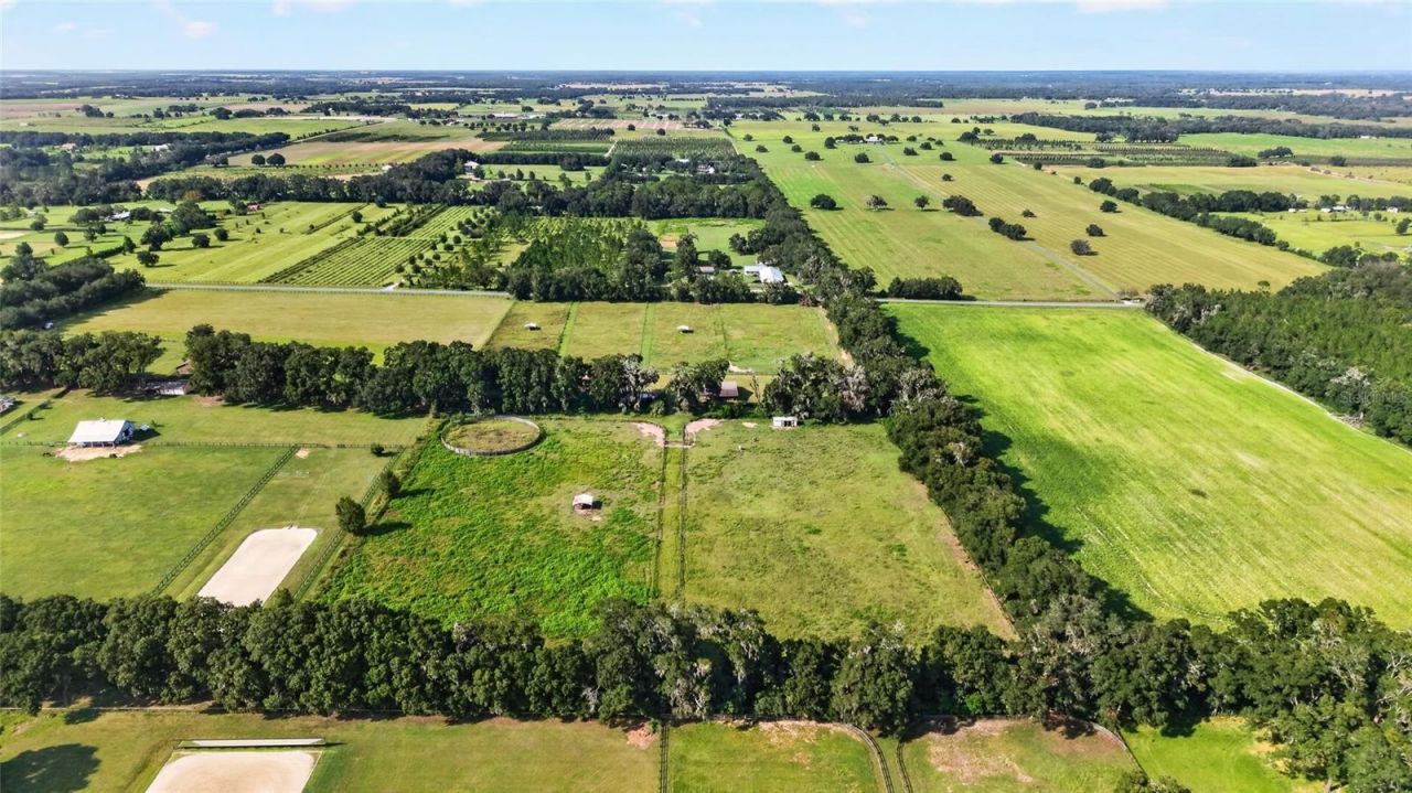 20540 SW 5th Place, Dunnellon, FL 34431 Photo