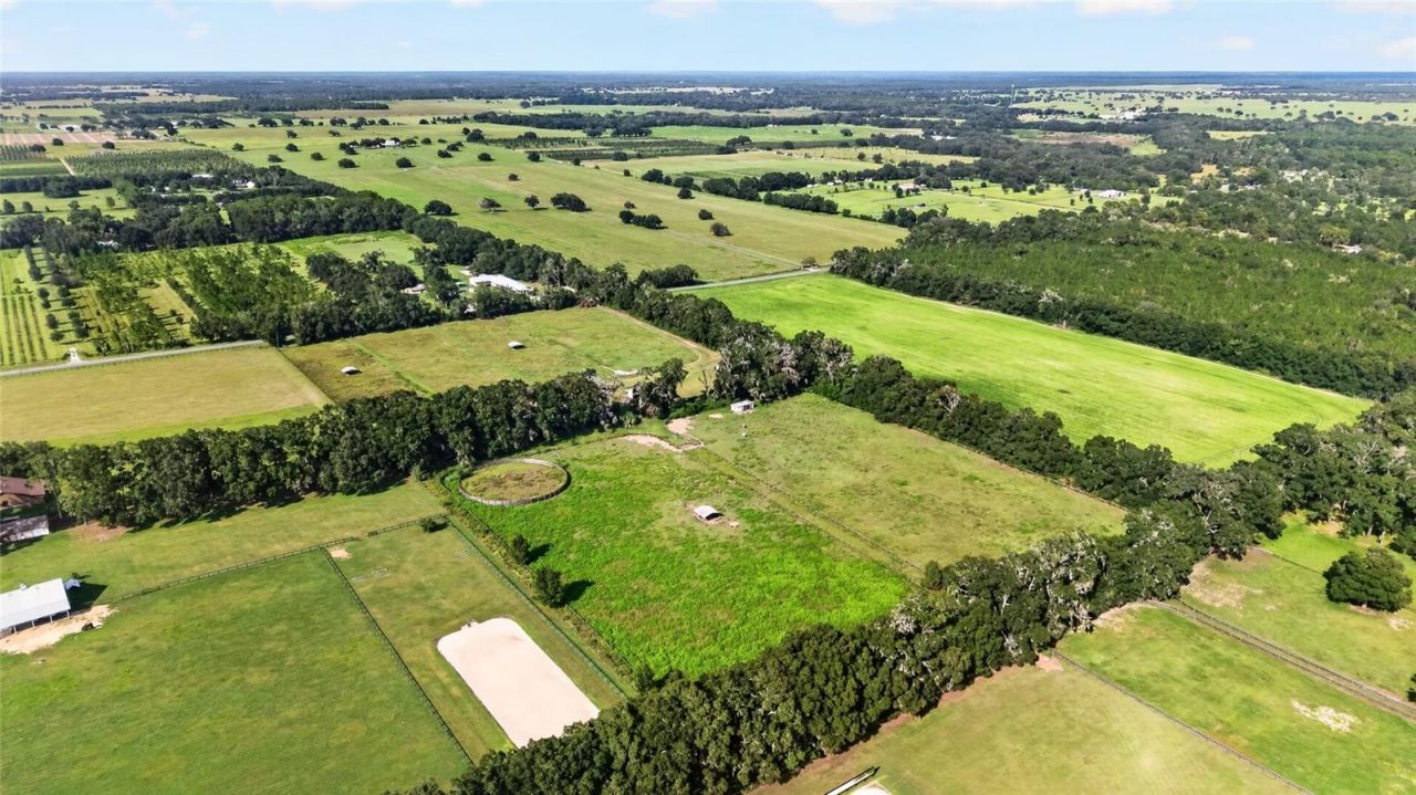 20540 SW 5th Place, Dunnellon, FL 34431 Photo