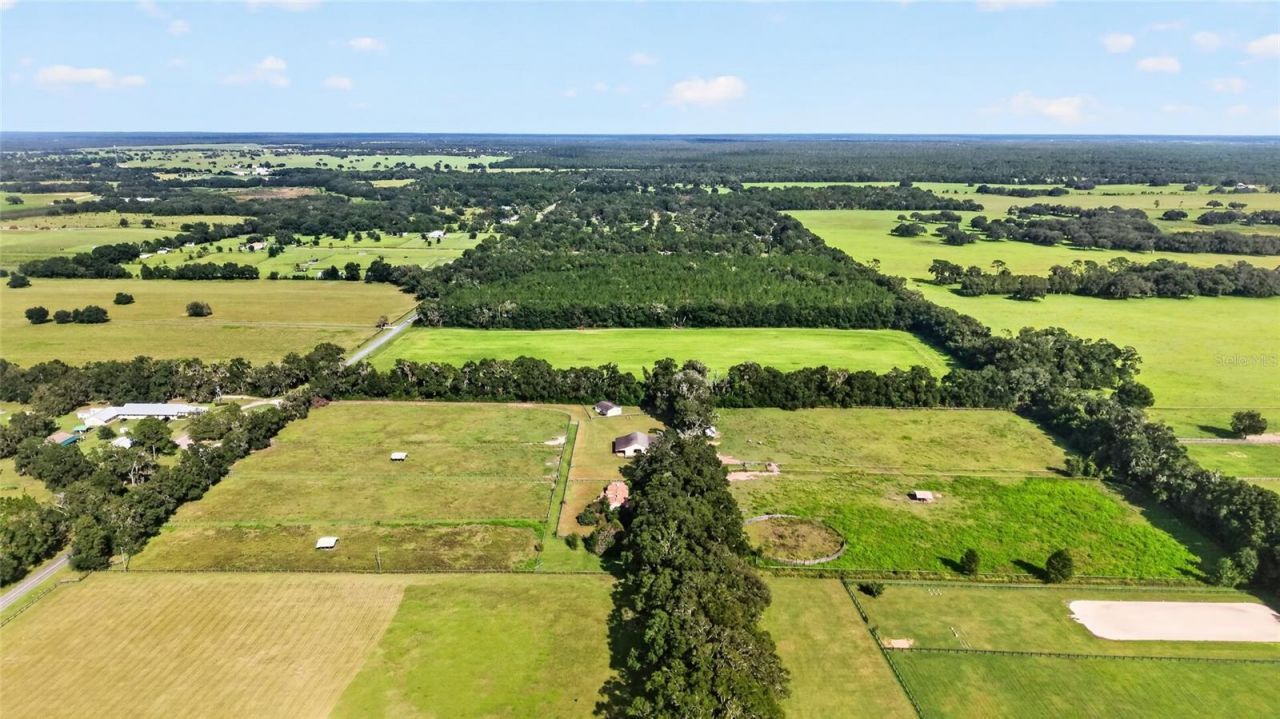 20540 SW 5th Place, Dunnellon, FL 34431 Photo
