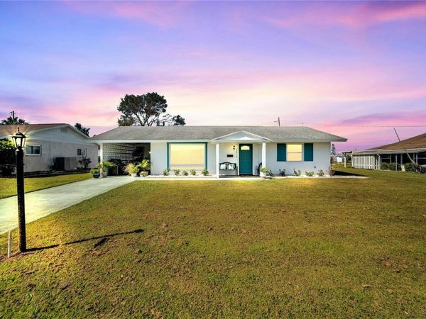 1216 HACIENDA DRIVE , SUN CITY CENTER, FL 33573