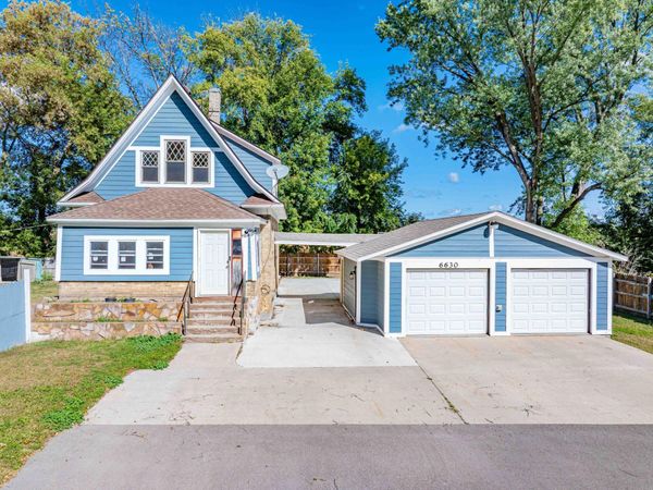 6630 Augusta Road, Chaska, MN 55318