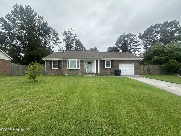 111 Ronny Court, Jacksonville, NC 28546