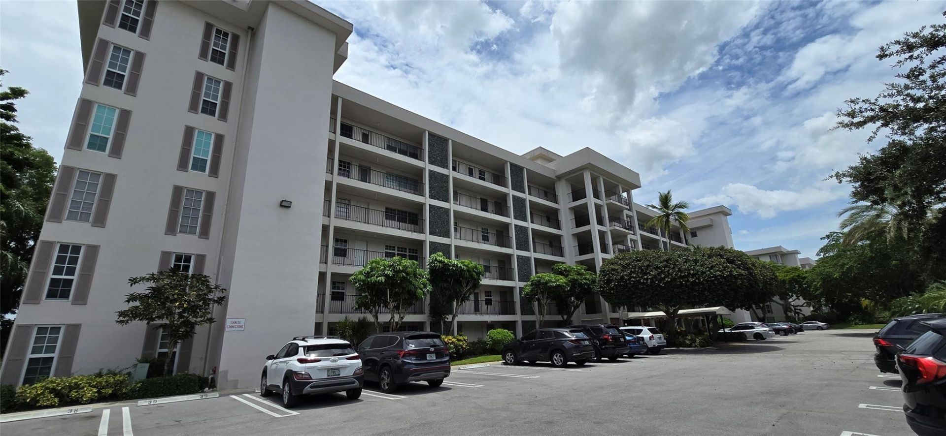 2950 N Palm Aire Drive, Unit 106, Pompano Beach, FL 33069 Photo