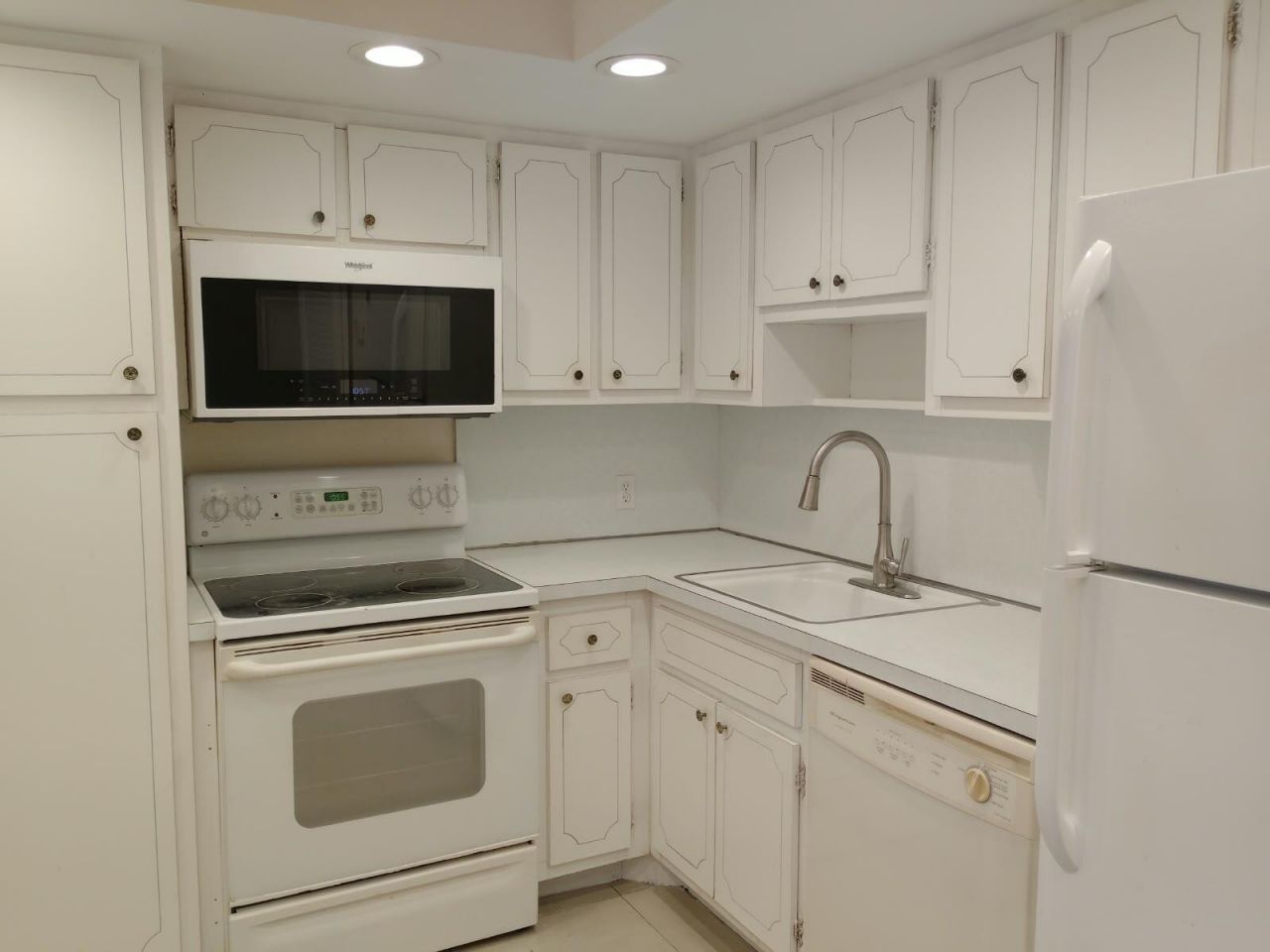 2950 N Palm Aire Drive, Unit 106, Pompano Beach, FL 33069 Photo