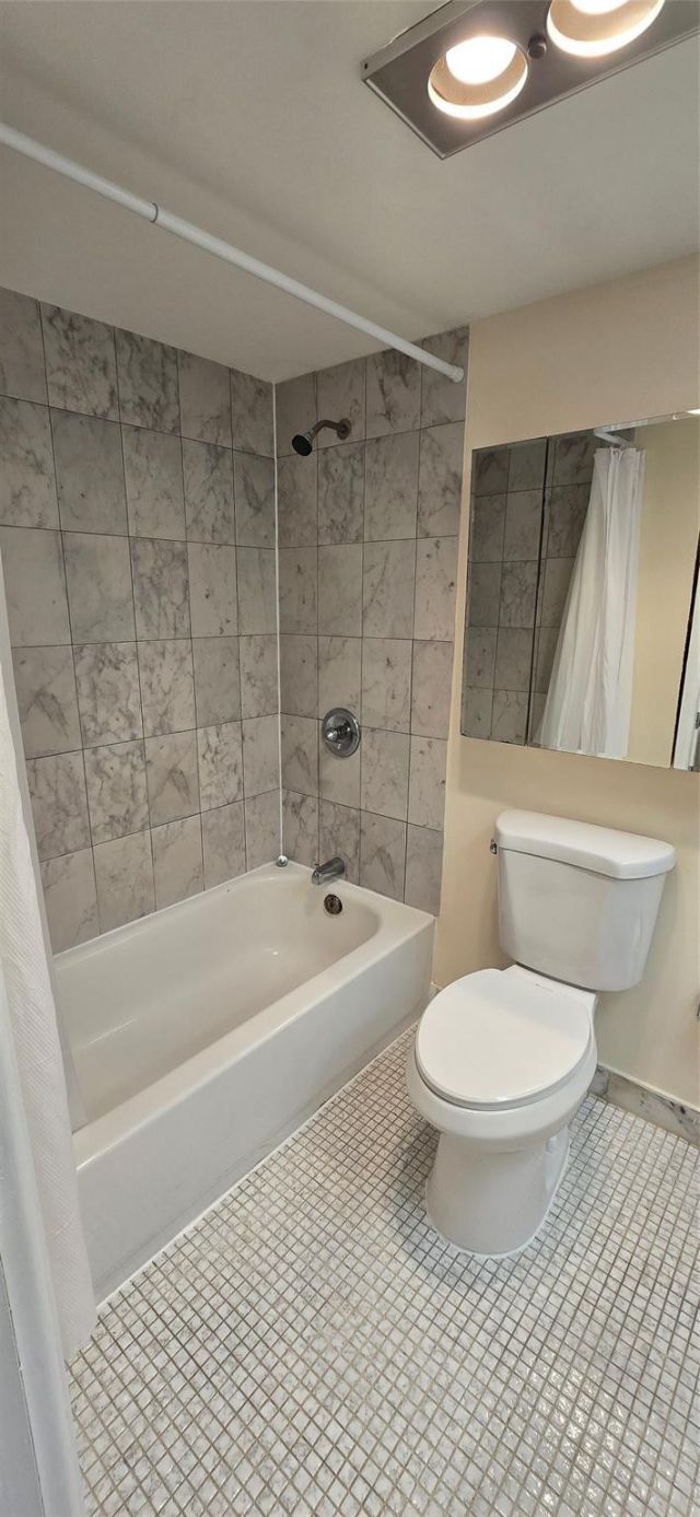 2950 N Palm Aire Drive, Unit 106, Pompano Beach, FL 33069 Photo
