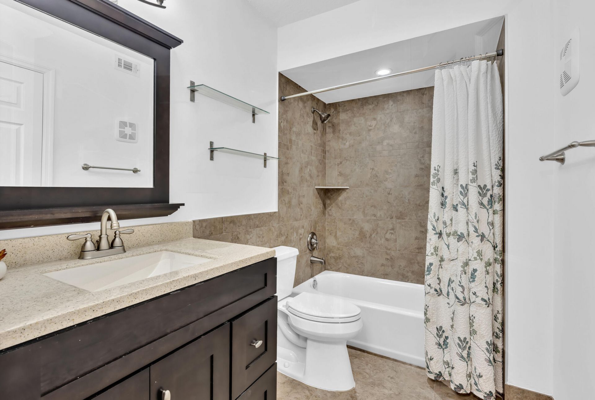 18880 Jolson Avenue, Unit 8, Boca Raton, FL 33496 Photo