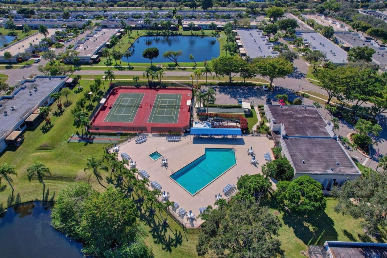 18880 Jolson Avenue, Unit 8, Boca Raton, FL 33496 Photo
