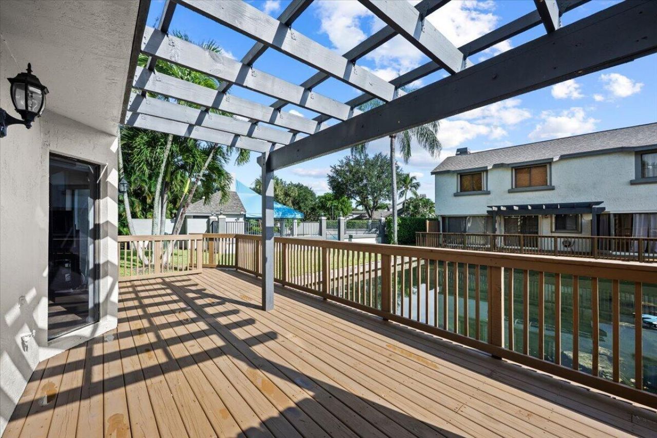 2402 Landings Boulevard, Greenacres, FL 33413 Photo