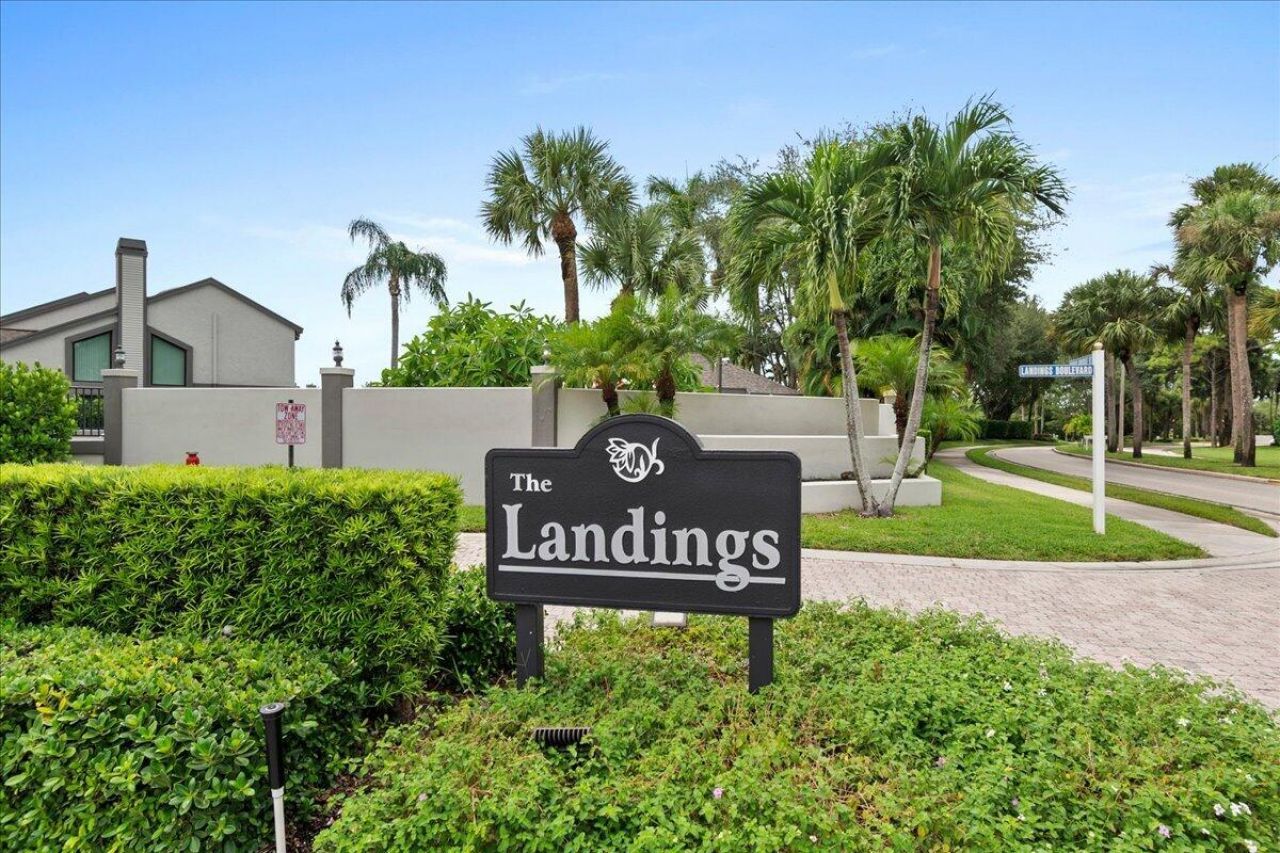 2402 Landings Boulevard, Greenacres, FL 33413 Photo