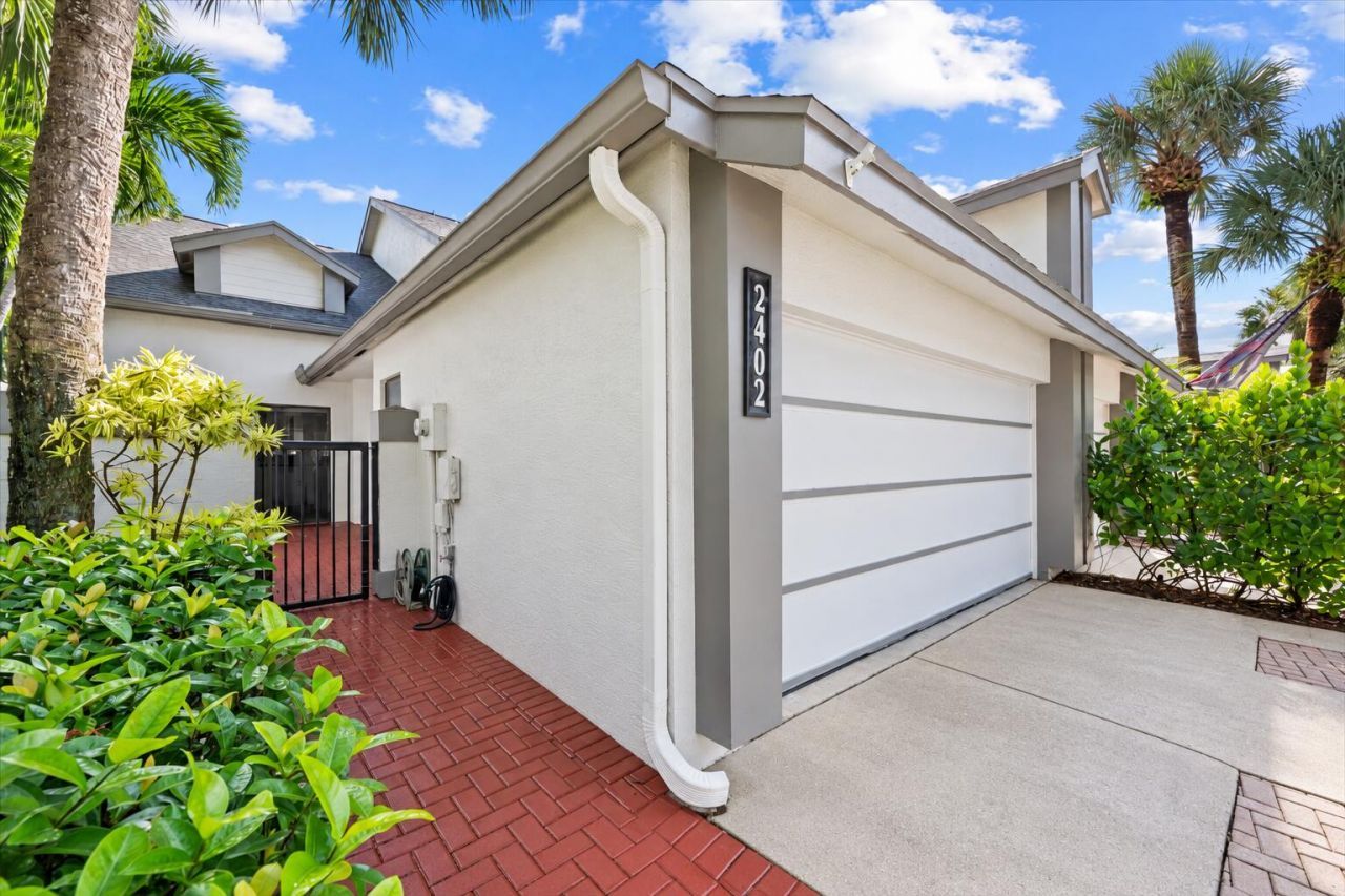 2402 Landings Boulevard, Greenacres, FL 33413 Photo