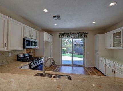2041 Stepping Stone Ln, Lincoln, CA 95648 Photo