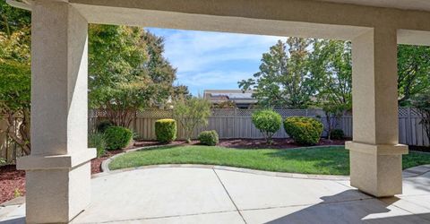 2041 Stepping Stone Ln, Lincoln, CA 95648 Photo