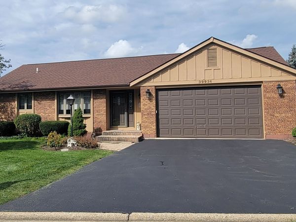 39934 N Fairway Drive, Antioch, IL 60002