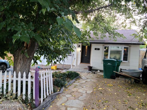 45 Sutton Way, Reno, NV 89512