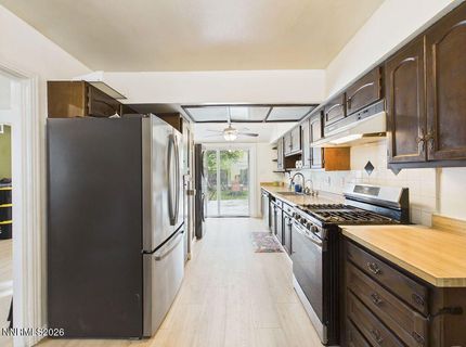 45 Sutton Way, Reno, NV 89512 Photo