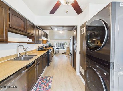 45 Sutton Way, Reno, NV 89512 Photo