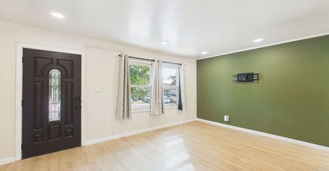 45 Sutton Way, Reno, NV 89512 Photo