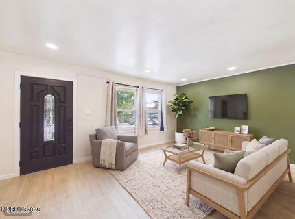 45 Sutton Way, Reno, NV 89512 Photo