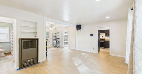 45 Sutton Way, Reno, NV 89512 Photo