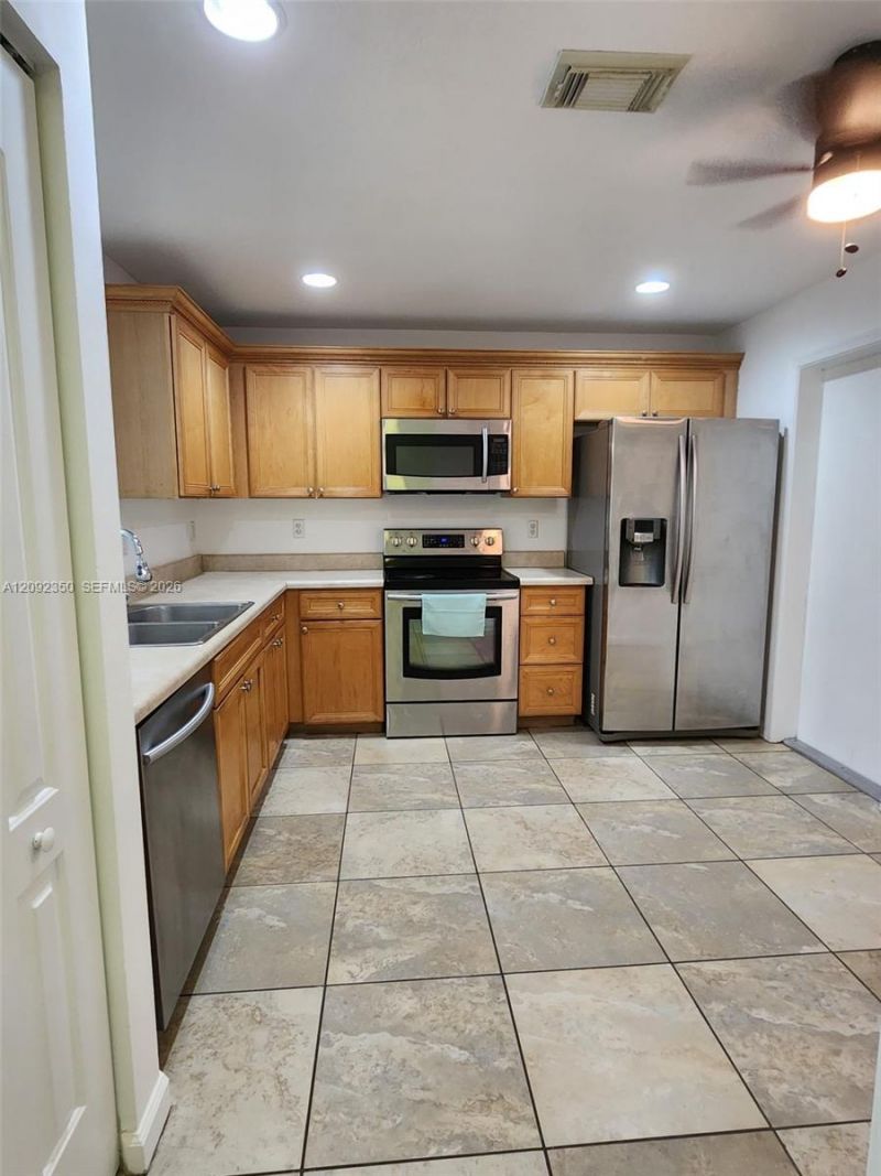 8014 Big Pine Way , Riviera Beach, FL 33407 Photo