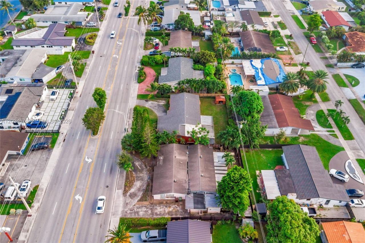 4730 W 8th Ave, Hialeah, FL 33012 Photo