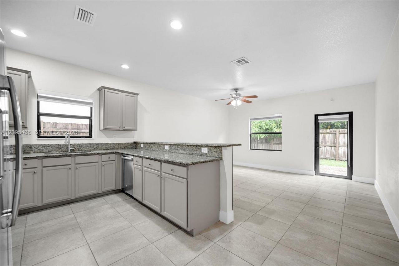 11815 SW 236th St , Homestead, FL 33032 Photo