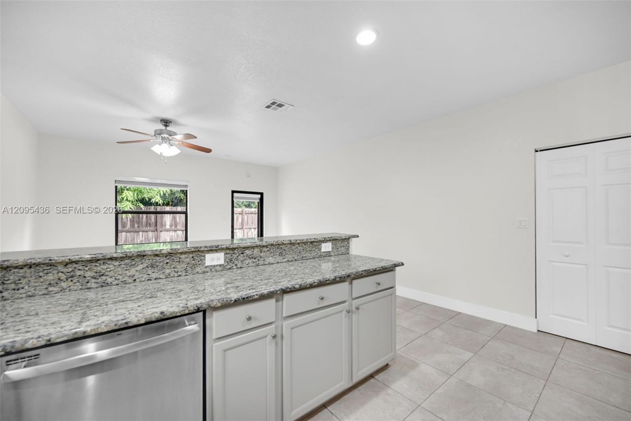 11815 SW 236th St , Homestead, FL 33032 Photo