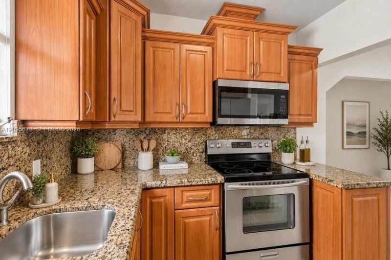 2428 SW 12th St, Miami, FL 33135 Photo