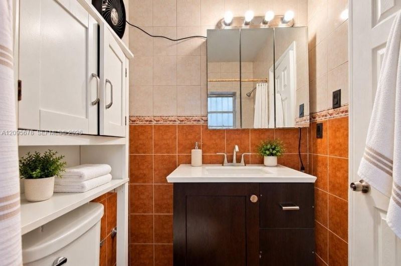 2428 SW 12th St, Miami, FL 33135 Photo