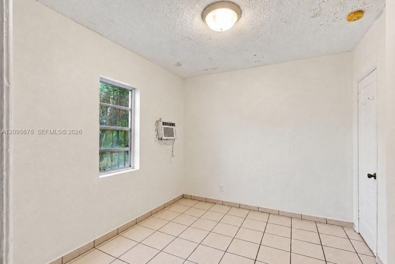 2428 SW 12th St, Miami, FL 33135 Photo