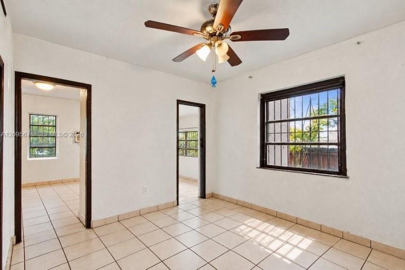 2428 SW 12th St, Miami, FL 33135 Photo