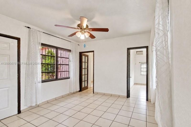 2428 SW 12th St, Miami, FL 33135 Photo