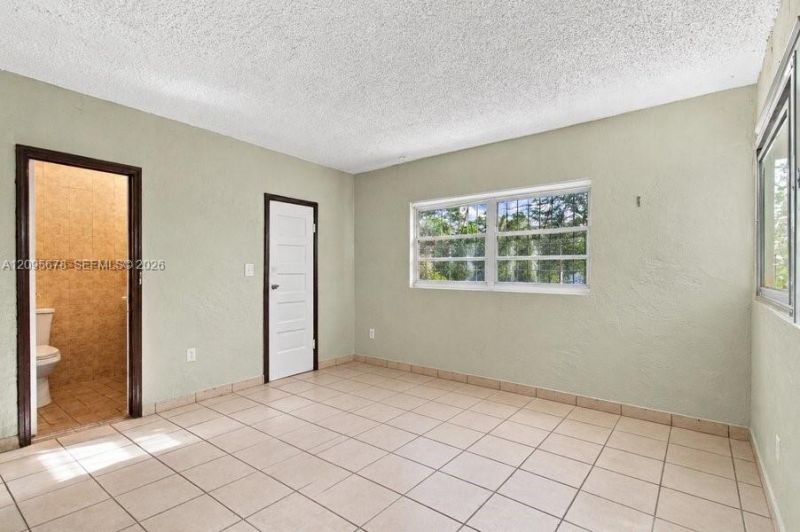 2428 SW 12th St, Miami, FL 33135 Photo