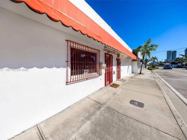 159 NW 36th St , Miami, FL 33127