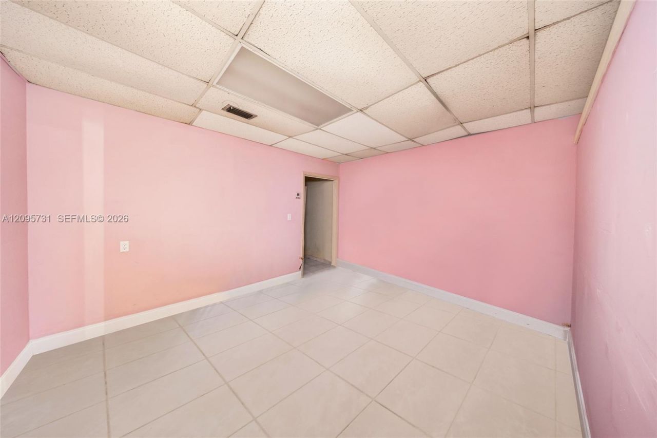 159 NW 36th St , Miami, FL 33127 Photo