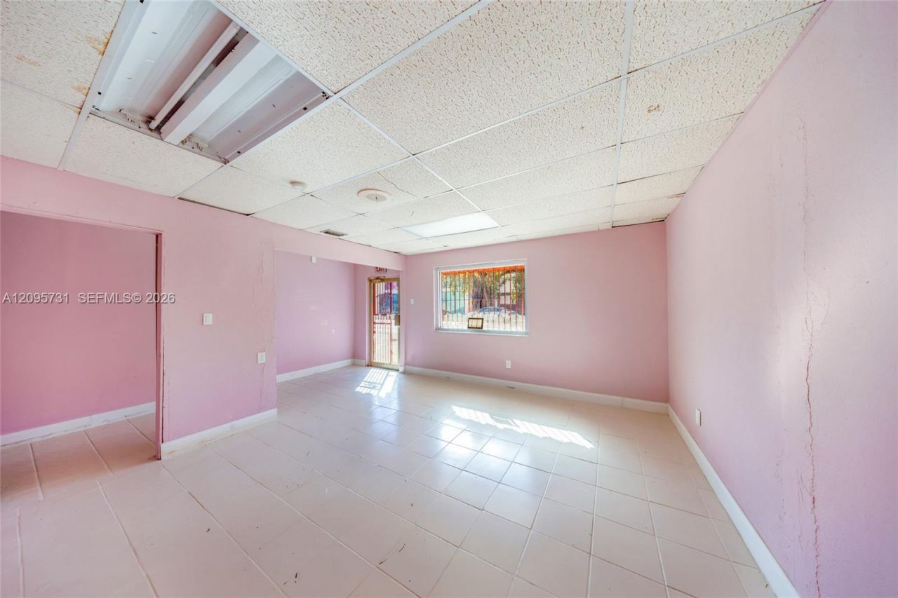 159 NW 36th St , Miami, FL 33127 Photo