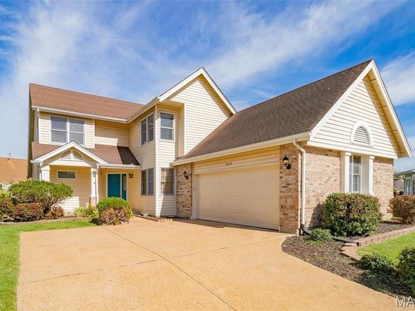 3309 Lower Lakes Estates Drive , Valley Park, MO 63088