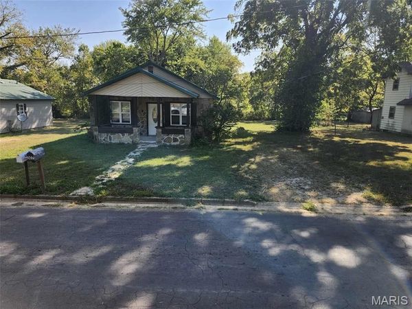308 M- South High Street , Mountain Grove, MO 65711