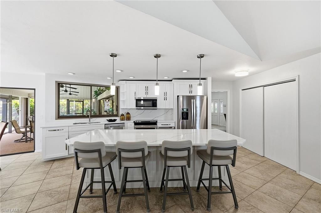 2529 Kings Lake Blvd, Naples, FL 34112 Photo